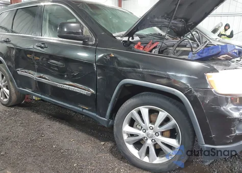 2012 Jeep Grand Cherokee Laredo z USA, uszkodzony, nr VIN 1C4RJFAG6CC349394